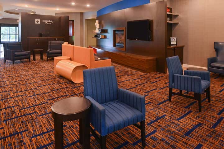 Hotel 2 of 33