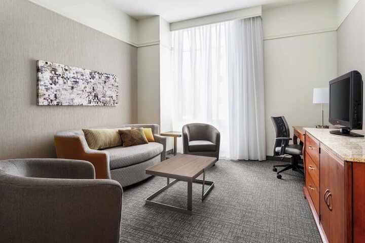 Room 17 of 29