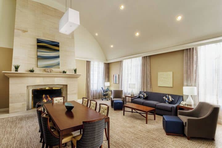 Room 16 of 29