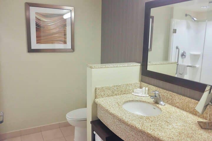 Room 18 of 36