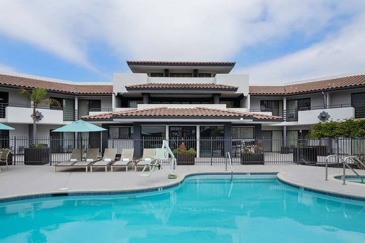 Pool 53 of 83