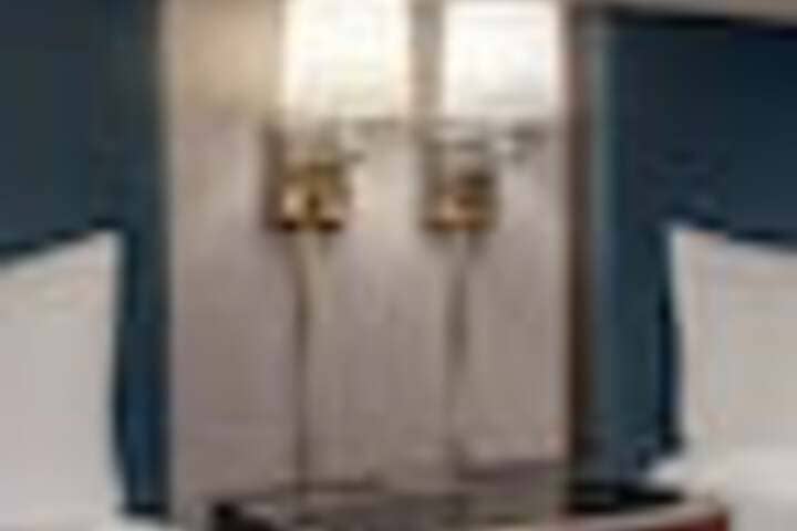 Room 26 of 147