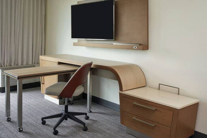Room 11 of 46