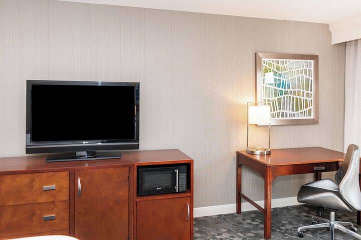 Room 11 of 52