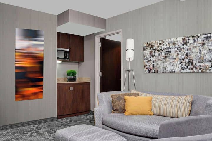 Room 7 of 34
