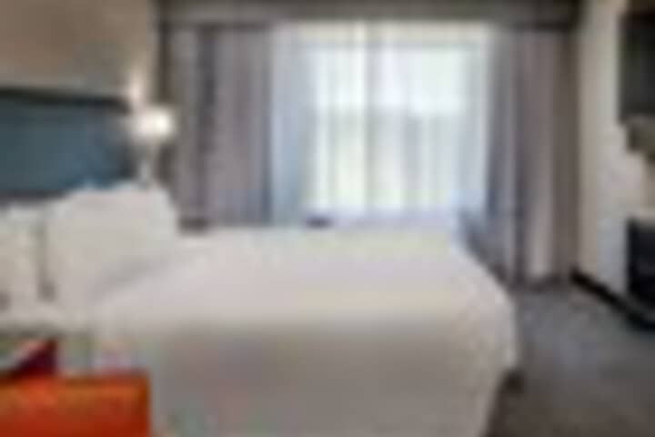 Room 17 of 147