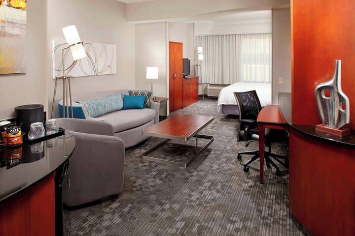 Room 14 of 34