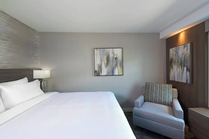 Room 10 of 55