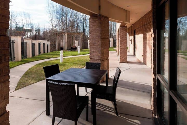 Terrace/Patio 29 of 31