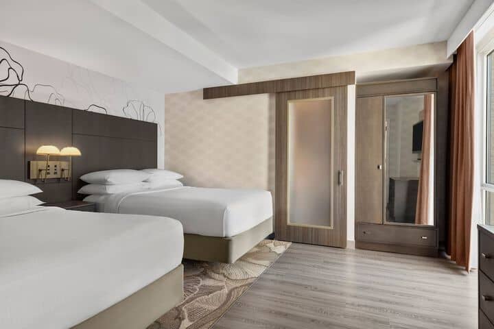 Room 6 of 37