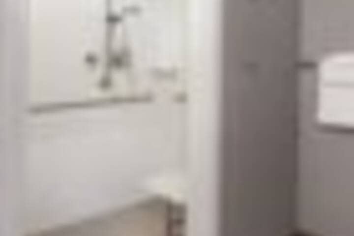 Room 59 of 147