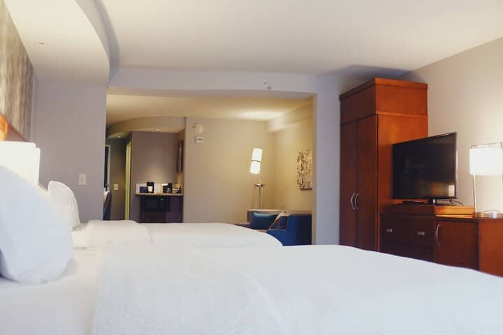 Room 6 of 36