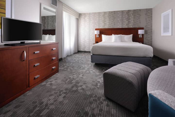 Room 3 of 30