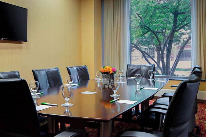 Meeting facility