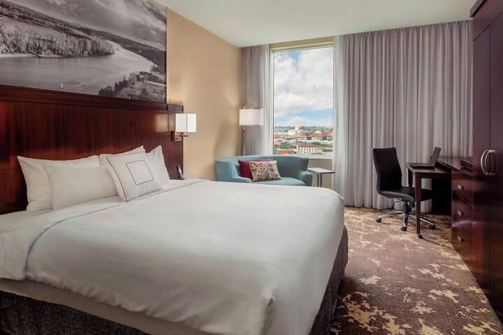 Room 20 of 52