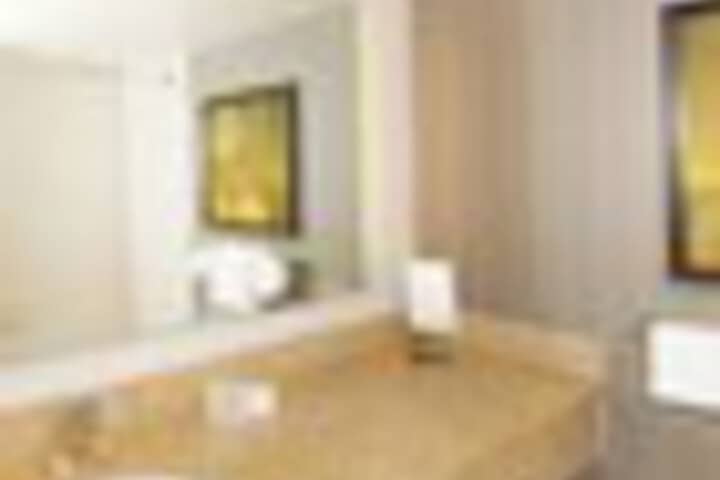 Room 65 of 147