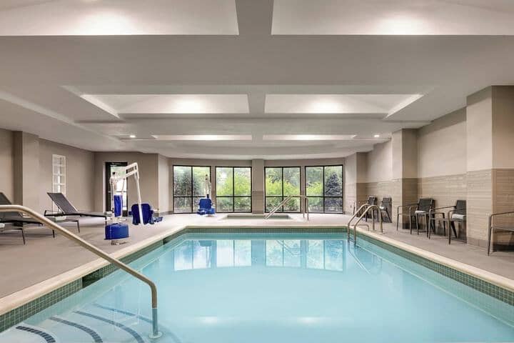 Pool 20 of 60