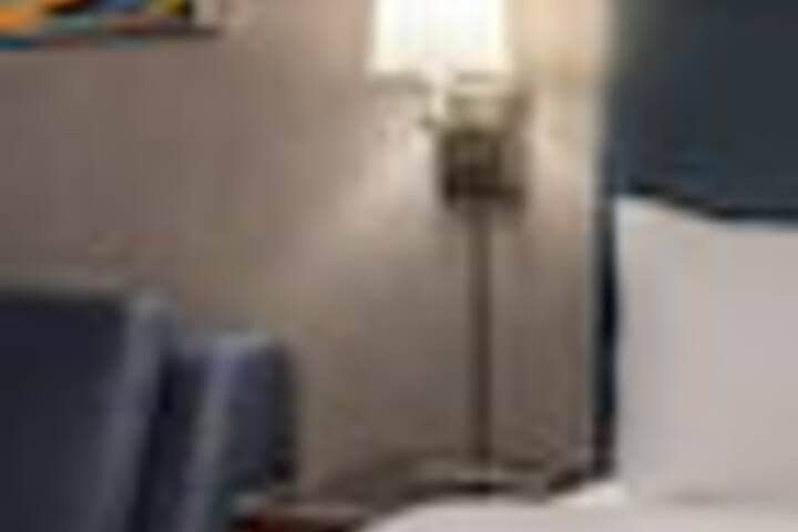 Room 14 of 147