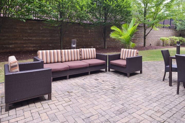 Terrace/Patio 30 of 33