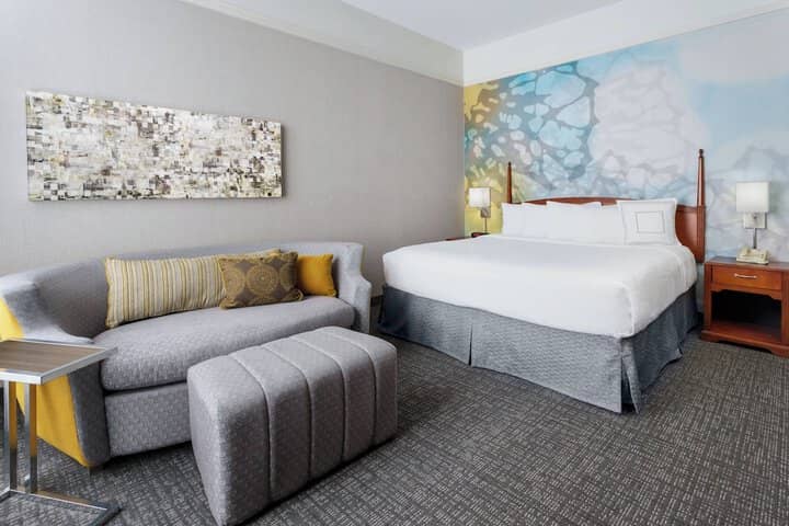 Room 5 of 29