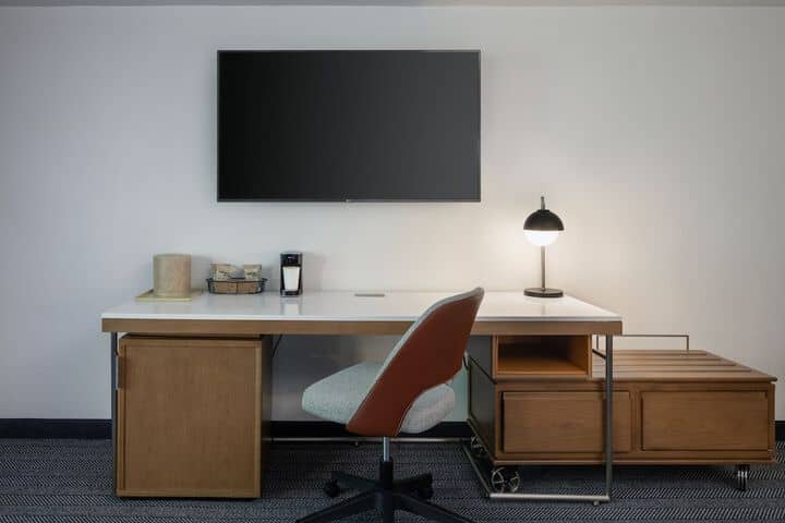 Room 9 of 56