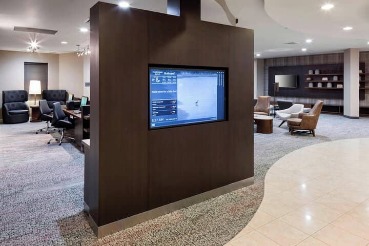 Hotel Interior 4 of 31