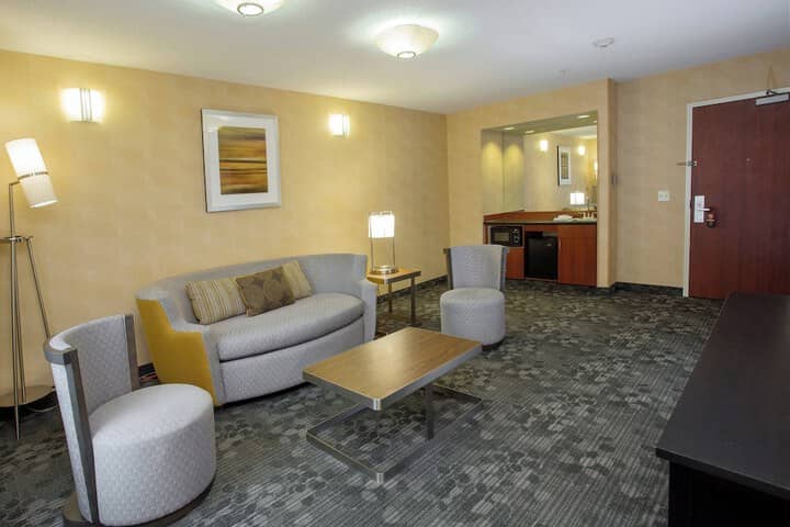 Room 21 of 53