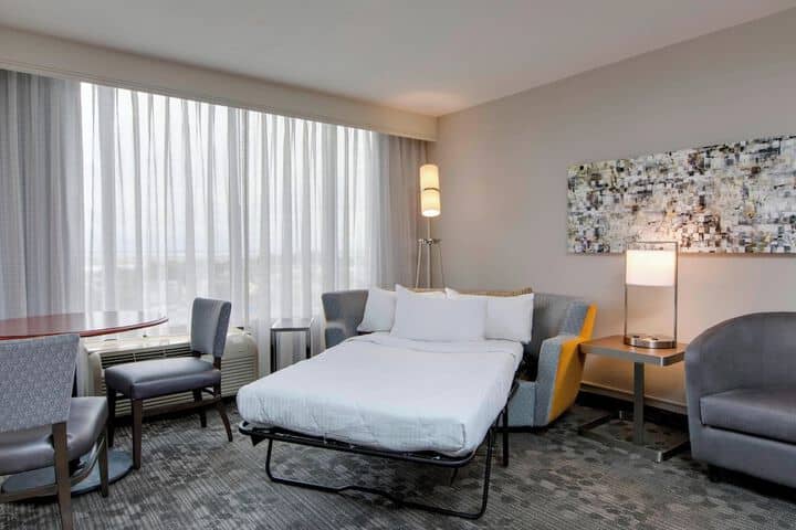 Room 20 of 54