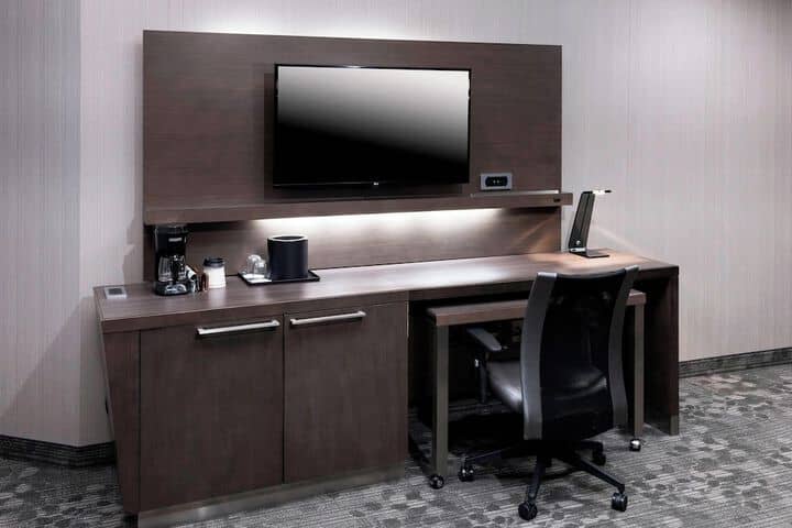 Room 7 of 34