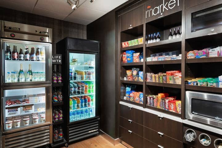 Snack bar