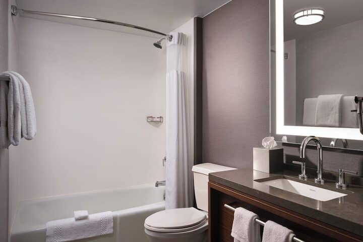 Room 15 of 31